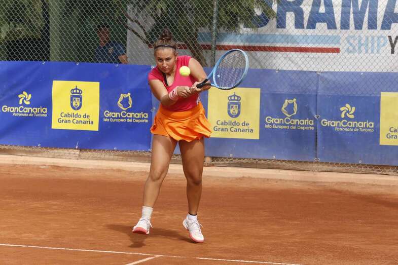 Una de las jugadores juveniles participante en el torneo/TA.
